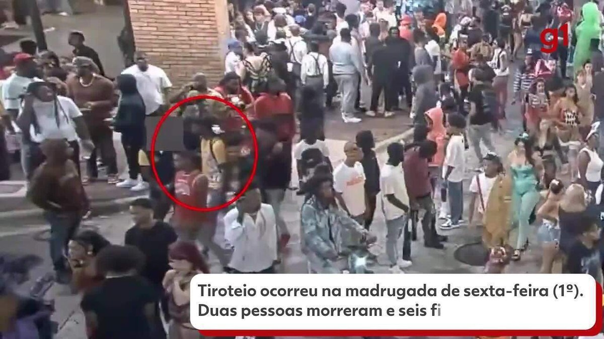 Câmeras de segurança mostram atirador abrindo fogo contra multidão em festa de Halloween em Orlando e sendo preso logo depois